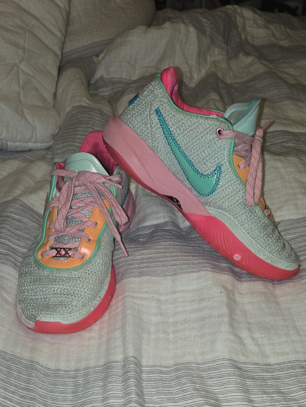 Nike Lebron 20 Time Machine Womens Basketball Shoes